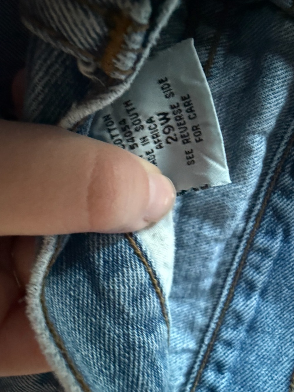 Vintage 90s Bugle Boy 750 Jean shorts - Picture 3 of 4